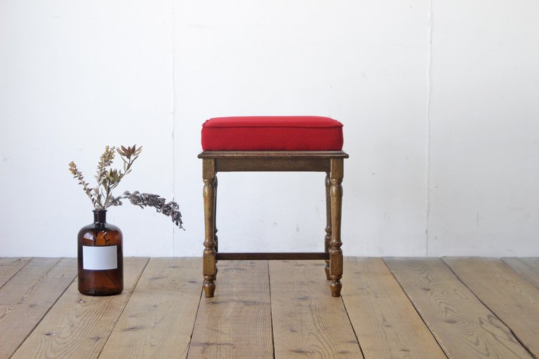 飛騨産業 キツツキ 穂高 スツール 腰掛け 椅子 張替え済み オーク材 レトロ クッション 赤/昭和大正カリモク英国洋館/NLT05036